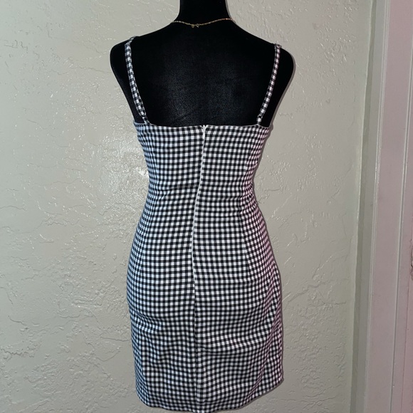 Windsor Black and White Size Small Dress - Picture 3 of 7